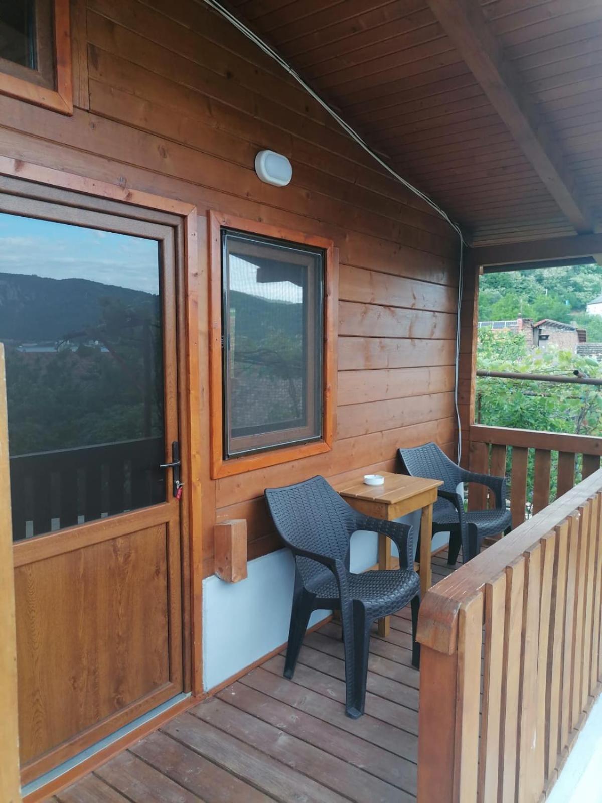 La Casuta Villa Dubova Exterior photo